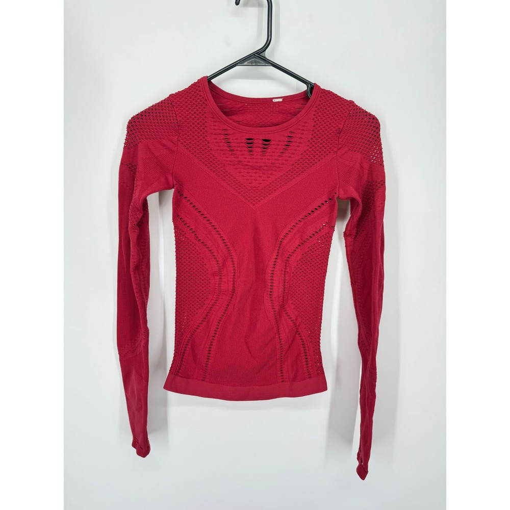 Alo Yoga Siren Long Sleeve Women Size XS Red Perforated Seamless Thumbhole Top